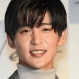 Snow Man目黒蓮の彼女は誰？現在熱愛中の相手は岡崎紗絵か今田美桜？